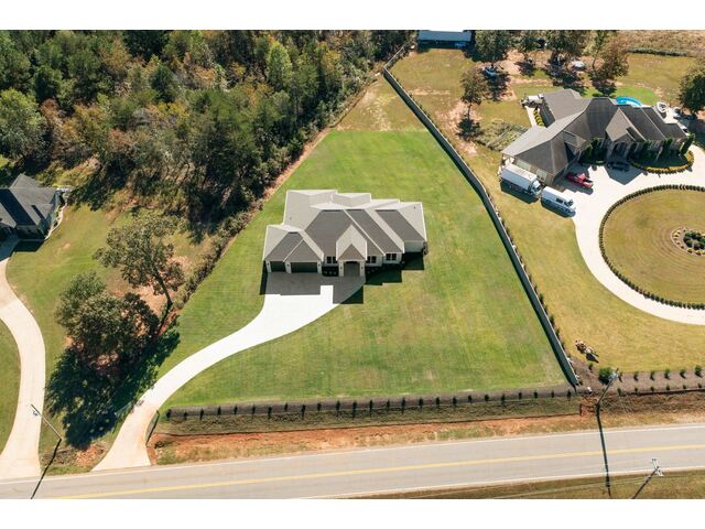 Photo of 1730 Riveroak Road