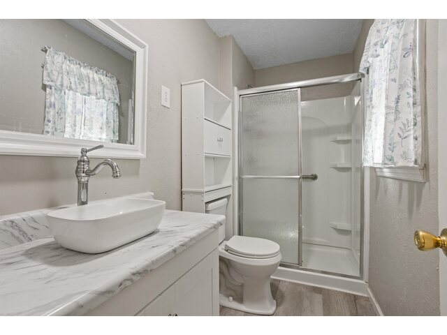 Photo of 127 Walden Circle