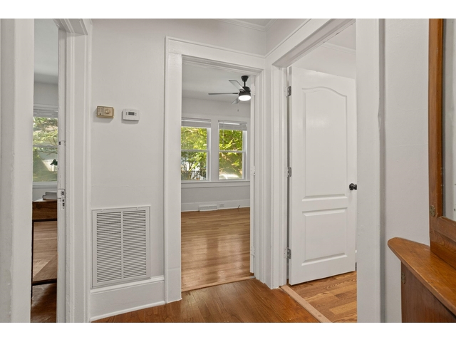 Photo of 106 DONNYBROOK Avenue