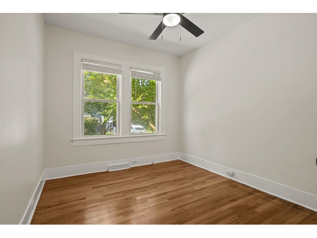 Photo of 106 DONNYBROOK Avenue