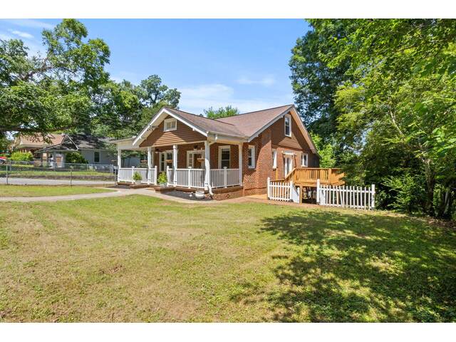 Photo of 106 DONNYBROOK Avenue