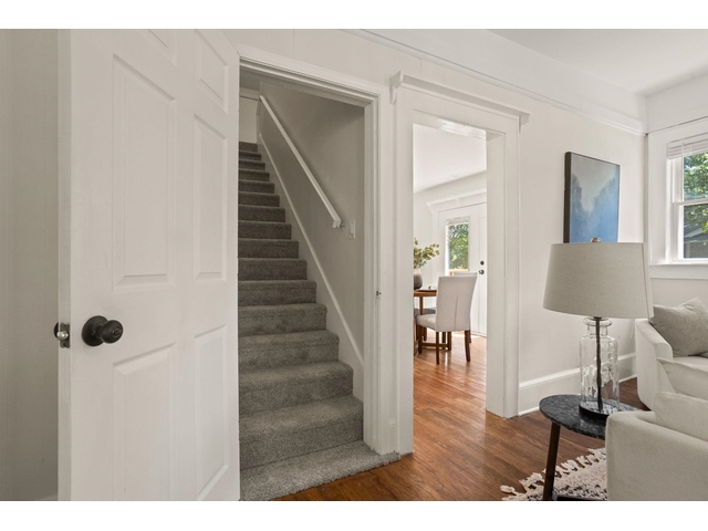 Photo of 106 DONNYBROOK Avenue
