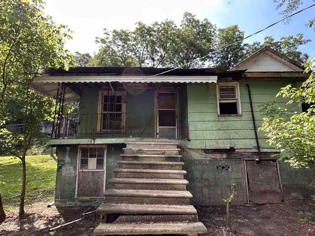 Photo of 121 Love Lane