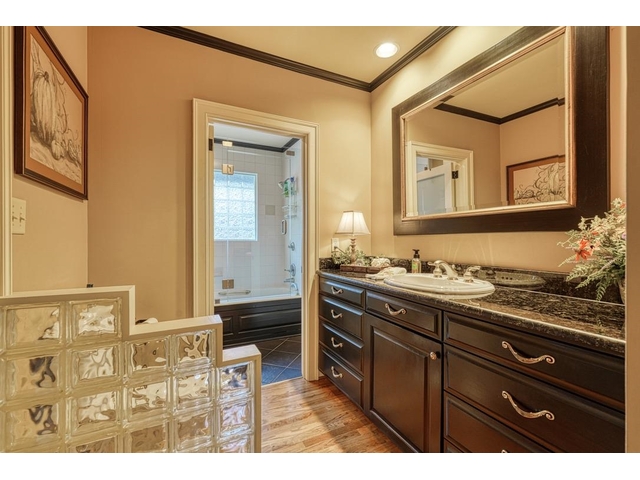 Photo of 121 Montgomery Drive