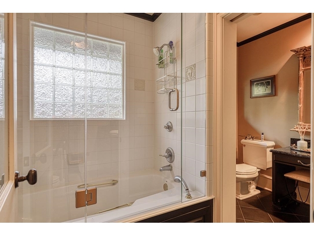 Photo of 121 Montgomery Drive