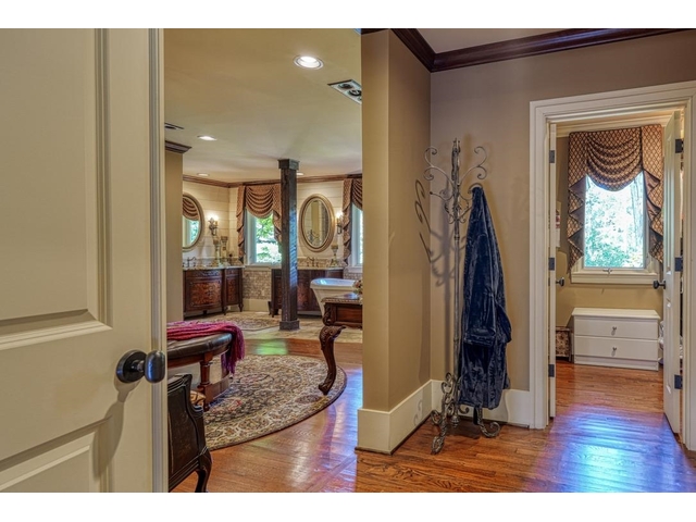 Photo of 121 Montgomery Drive