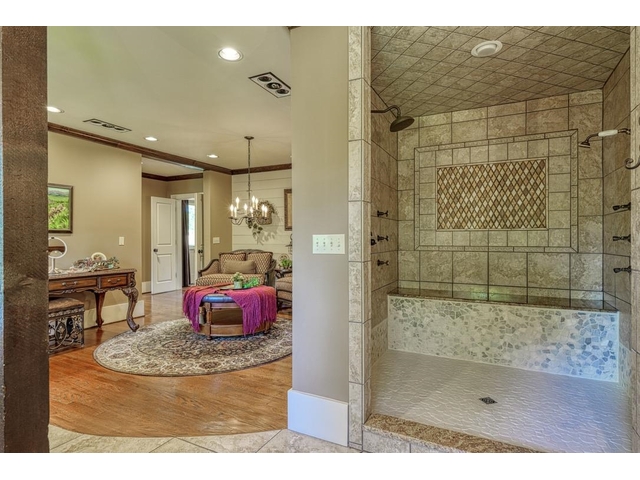 Photo of 121 Montgomery Drive