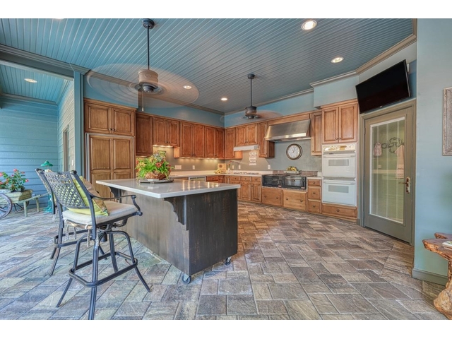 Photo of 121 Montgomery Drive