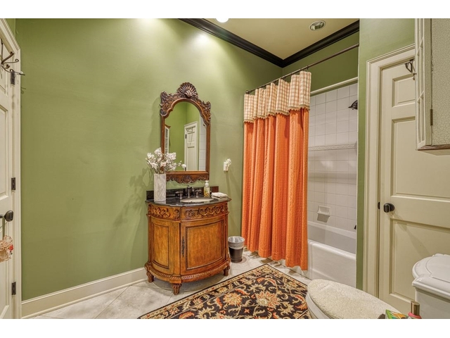 Photo of 121 Montgomery Drive