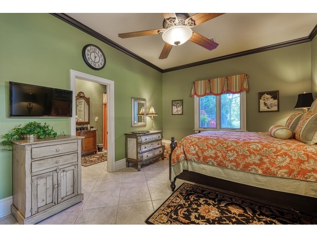 Photo of 121 Montgomery Drive
