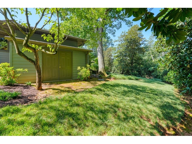 Photo of 121 Montgomery Drive