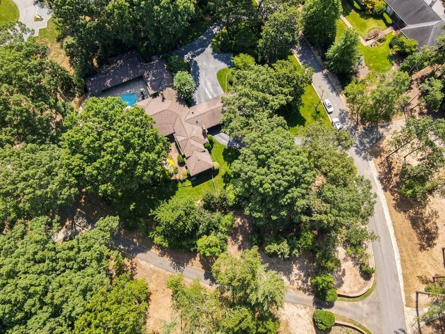 Photo of 121 Montgomery Drive