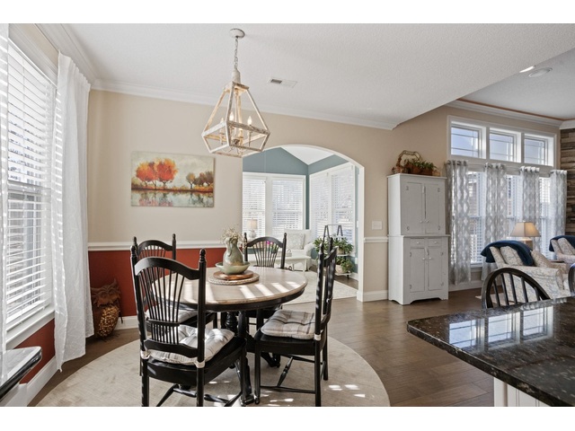 Photo of 323 Holly Oaks Lane