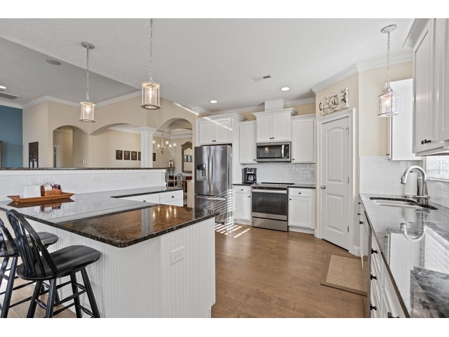 Photo of 323 Holly Oaks Lane