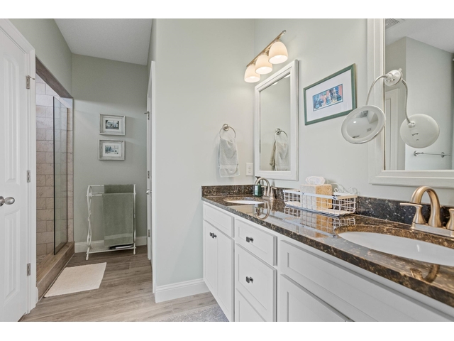 Photo of 323 Holly Oaks Lane