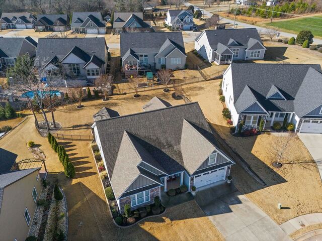 Photo of 323 Holly Oaks Lane