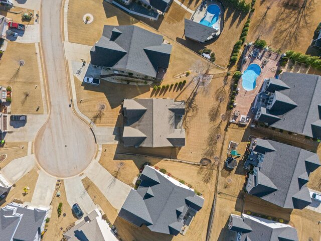 Photo of 323 Holly Oaks Lane