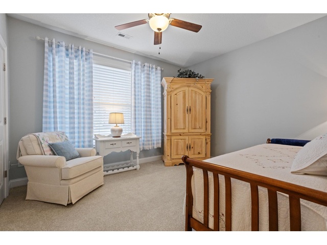 Photo of 323 Holly Oaks Lane