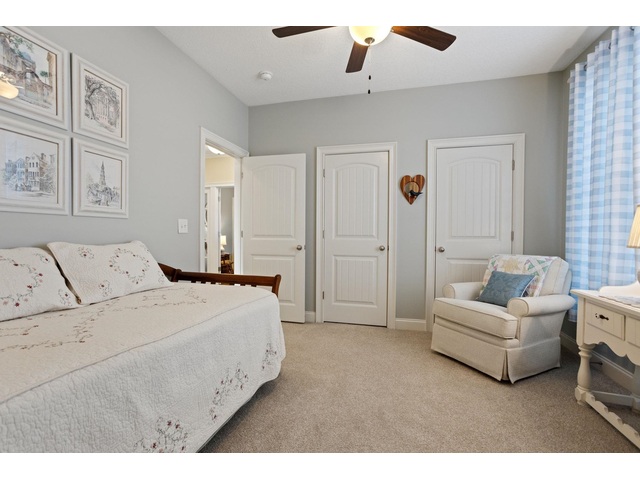 Photo of 323 Holly Oaks Lane