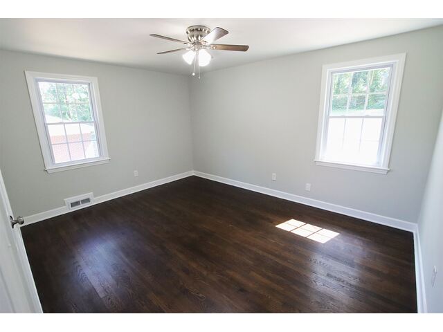 Photo of 516 Pennwood Drive Photo of 516 Pennwood Drive
