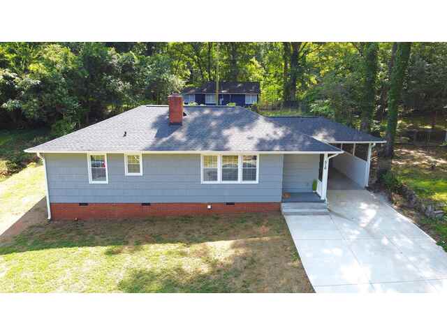 Photo of 516 Pennwood Drive Photo of 516 Pennwood Drive
