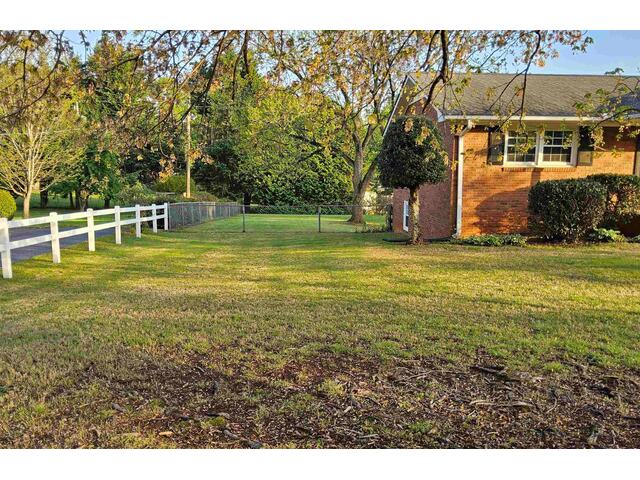 Photo of 409 Caston Drive Photo of 409 Caston Drive