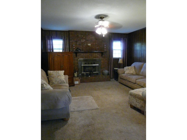 Photo of 409 Caston Drive Photo of 409 Caston Drive