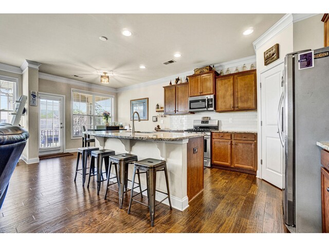 Photo of 618 Waymeet Drive Photo of 618 Waymeet Drive