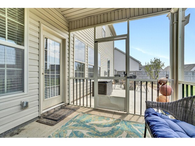 Photo of 618 Waymeet Drive Photo of 618 Waymeet Drive