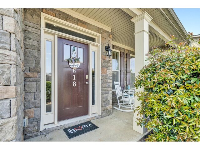 Photo of 618 Waymeet Drive Photo of 618 Waymeet Drive