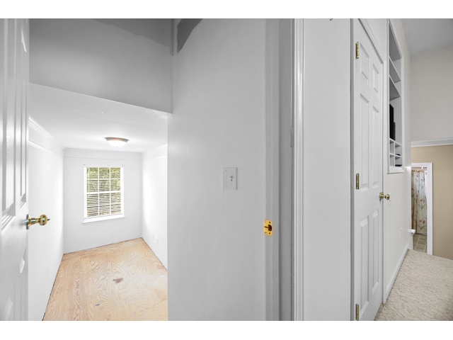 Photo of 6533 N Derby Lane