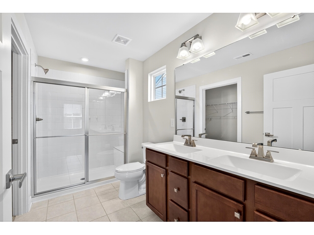 Photo of 945 Riverland Woods Trl Trail
