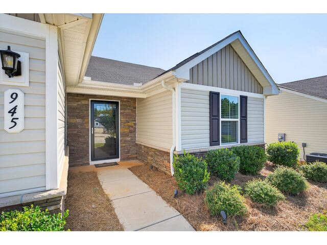 Photo of 945 Riverland Woods Trl Trail