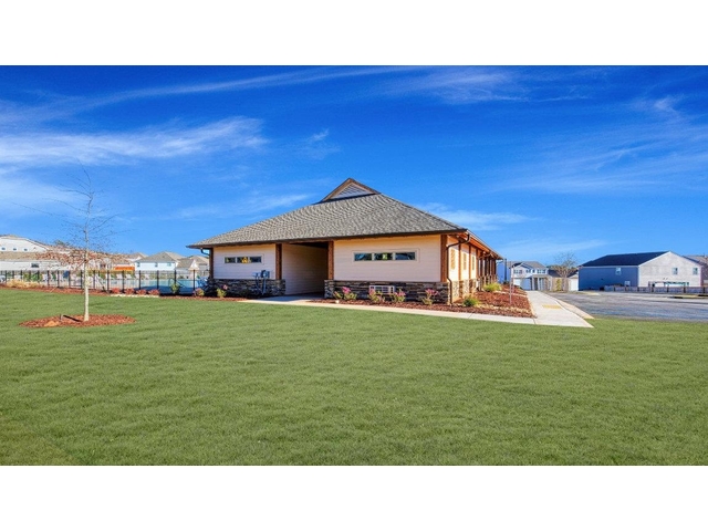 Photo of 1911 Crumhorn Avenue