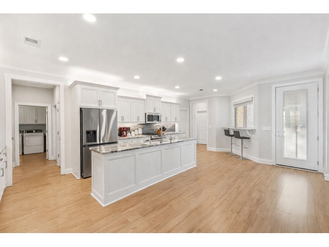 Photo of 445 World Tour Drive