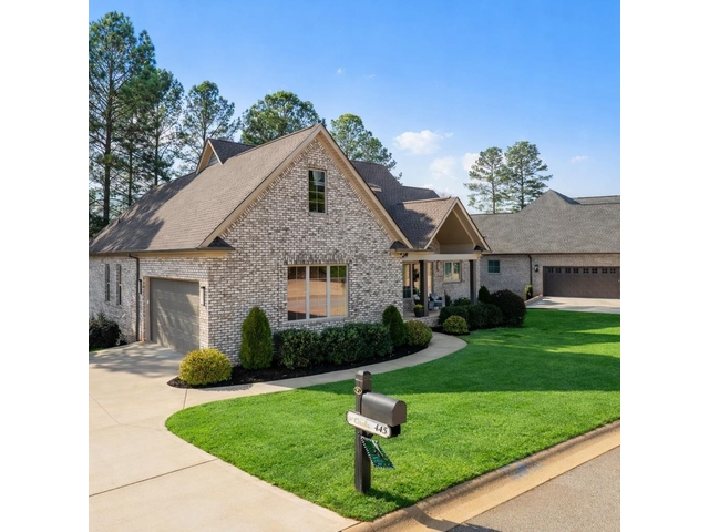 Photo of 445 World Tour Drive