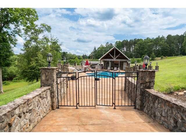 Photo of 2650 Rainbow Lake Road Photo of 2650 Rainbow Lake Road