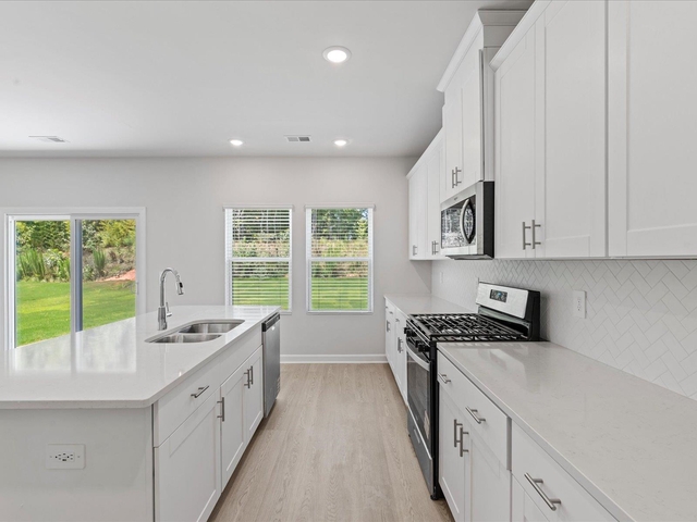 Photo of 490 Harben Drive