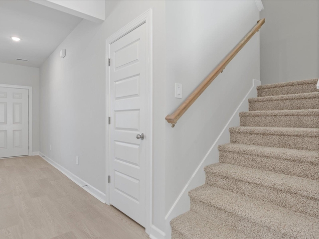 Photo of 490 Harben Drive
