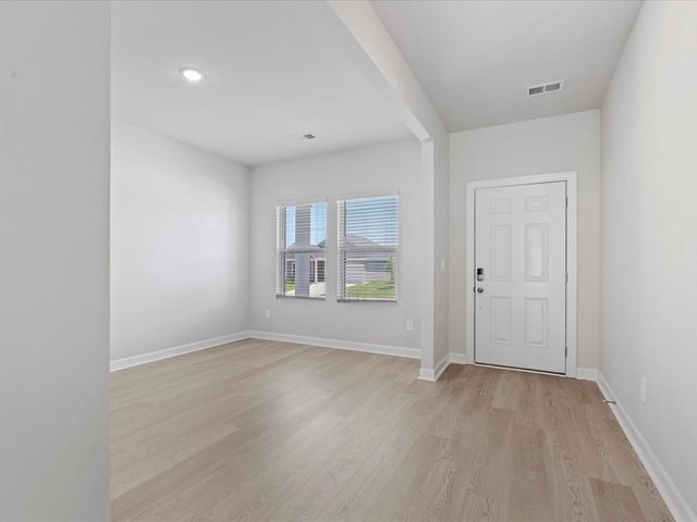Photo of 490 Harben Drive