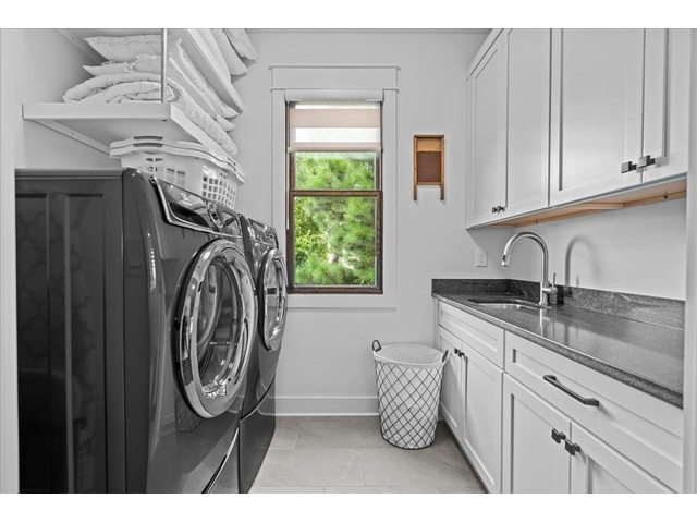 Photo of 414 Ansel Street Photo of 414 Ansel Street