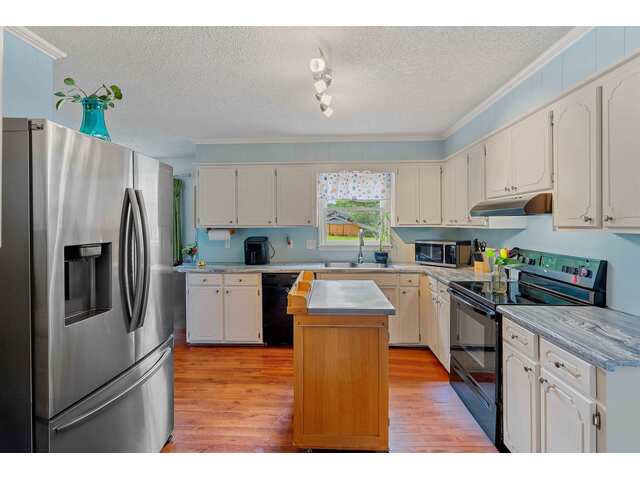 Photo of 230 Donegal Drive Photo of 230 Donegal Drive