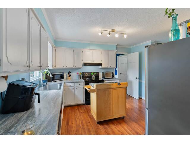 Photo of 230 Donegal Drive Photo of 230 Donegal Drive
