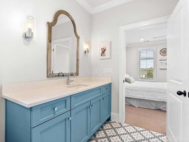 Photo of 630 Rouen Court