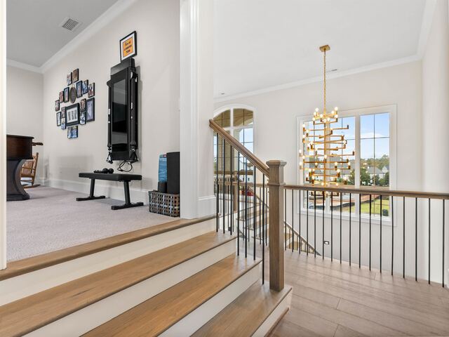 Photo of 630 Rouen Court