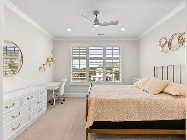 Photo of 630 Rouen Court