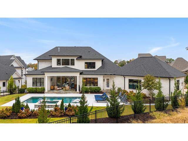 Photo of 630 Rouen Court