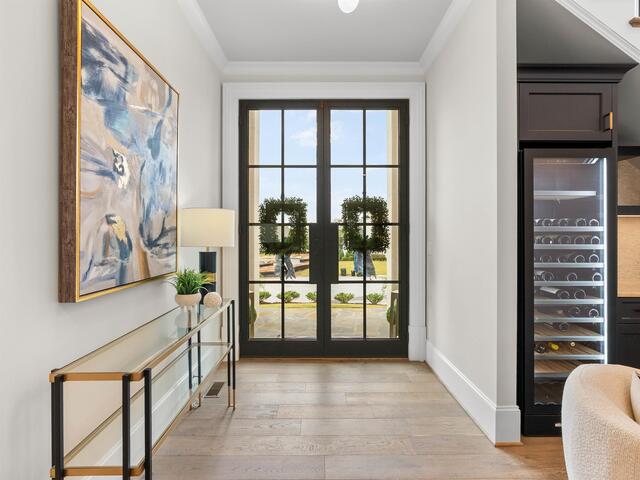 Photo of 630 Rouen Court