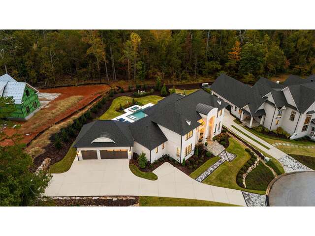 Photo of 630 Rouen Court