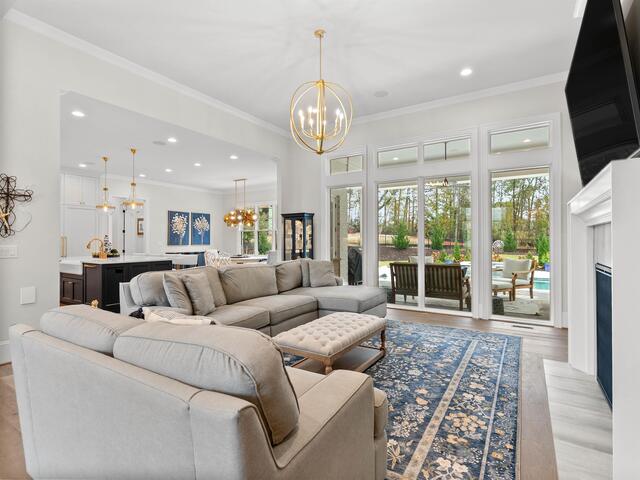 Photo of 630 Rouen Court